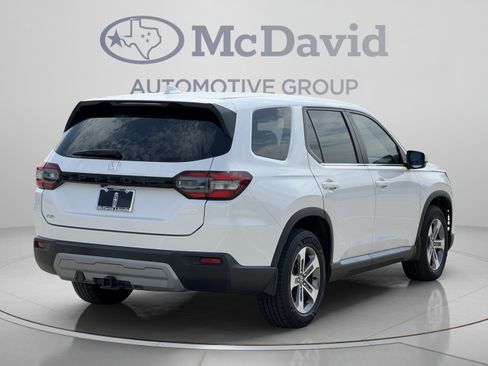 Used 2023 Honda Pilot EX-L image 7