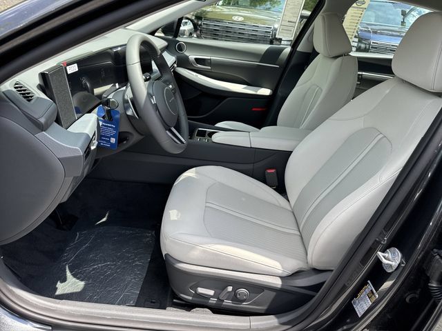 New 2026 Hyundai Sonata SEL FWD image 11