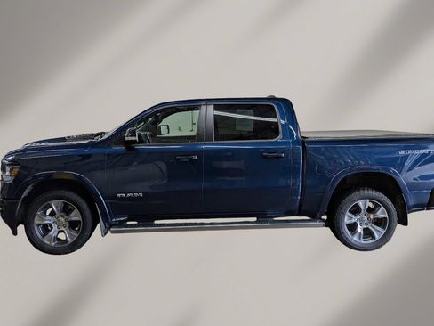Used 2022 RAM 1500 Laramie w/ Sport Appearance Package AWD/4WD image 3