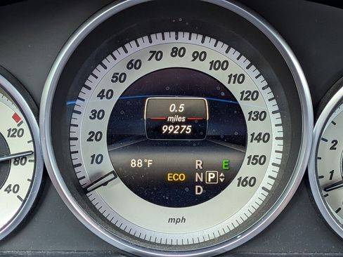 Used 2014 Mercedes-Benz E 350 4MATIC Sedan image 18