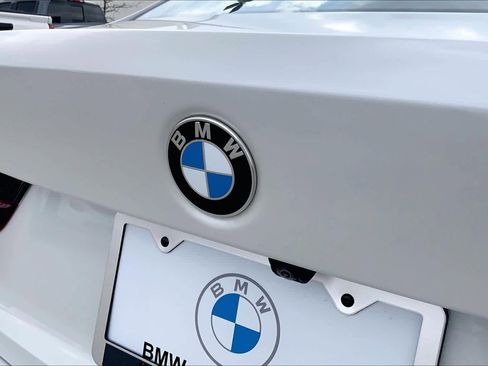 Used 2025 BMW 330i Sedan image 31