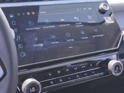 New 2027 Chevrolet Bolt LT w/ Comfort Package FWD image 14