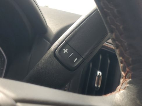 Used 2023 GMC Sierra 2500 AT4 w/ AT4 Preferred Package image 31