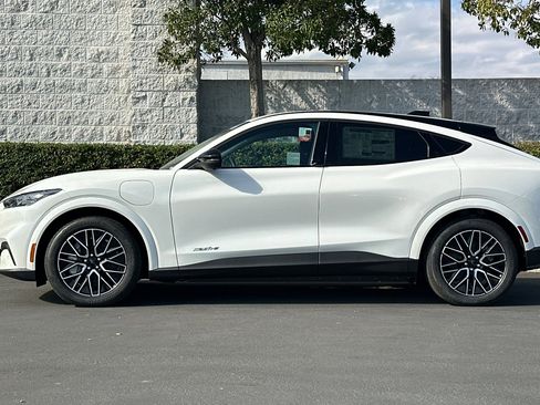 New 2025 Ford Mustang Mach-E Premium image 7
