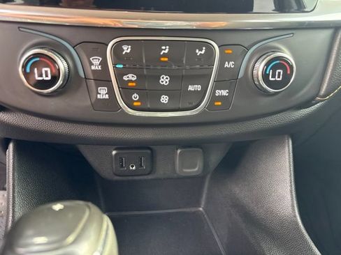 Used 2020 Chevrolet Traverse LS w/ LPO, Blackout Package FWD image 25