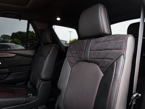 Used 2026 Honda Pilot Black Edition image 31