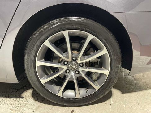 Used 2018 Acura TLX w/ Technology Package FWD image 8