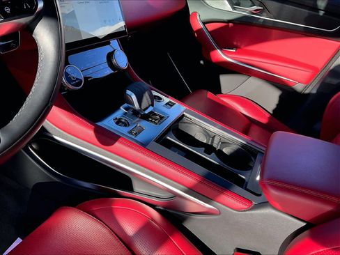 Used 2025 Jaguar F-PACE R-Dynamic S image 19