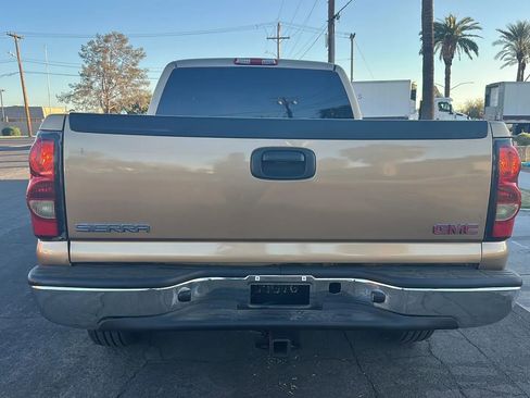 Used 2000 GMC Sierra 1500 2WD Extended Cab image 2