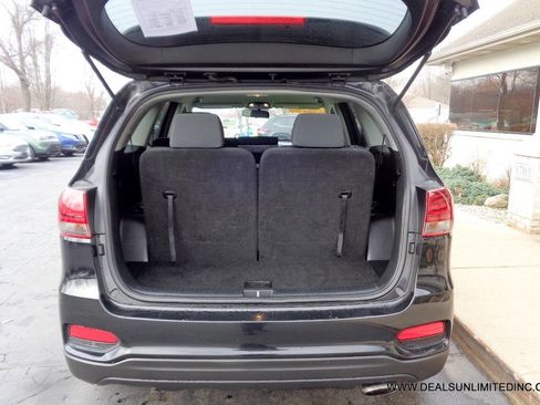 Used 2019 Kia Sorento AWD image 19