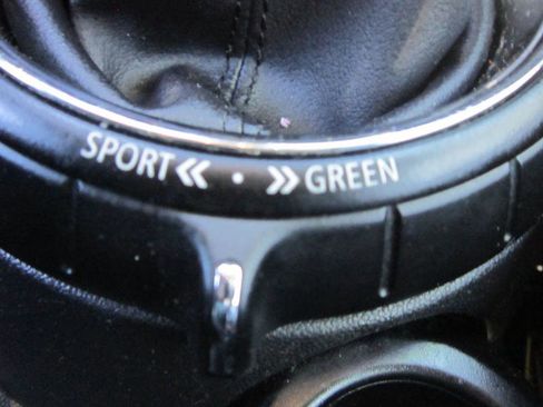 Used 2015 MINI Cooper S image 22