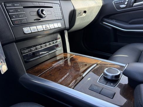 Used 2016 Mercedes-Benz E 350 Sedan image 25