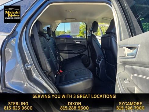 Used 2023 Ford Edge Titanium image 32