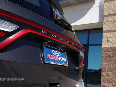 Used 2020 Dodge Durango SXT image 19