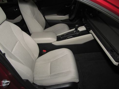 Certified 2023 Honda Accord LX image 18