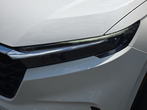 Certified 2024 Honda CR-V EX image 32