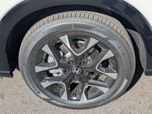 New 2026 Honda HR-V EX-L image 16