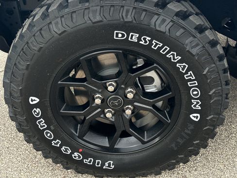New 2026 Jeep Gladiator Sport AWD/4WD image 10