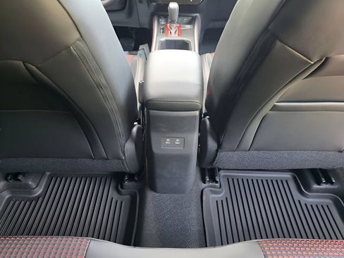 New 2026 Nissan Kicks SR AWD/4WD image 8