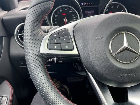 Used 2020 Mercedes-Benz SLC 300 SLC 300 image 10