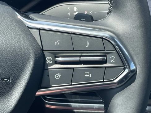 New 2026 Chevrolet Equinox LT w/ Convenience Package II FWD image 28