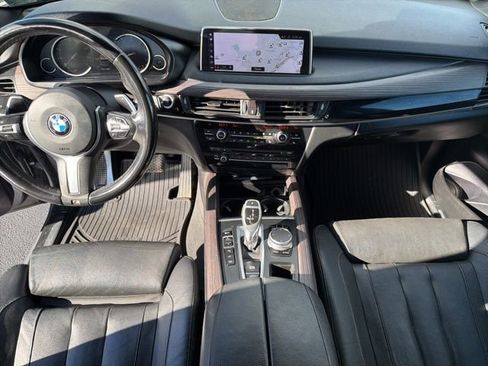Used 2018 BMW X5 xDrive50i image 28