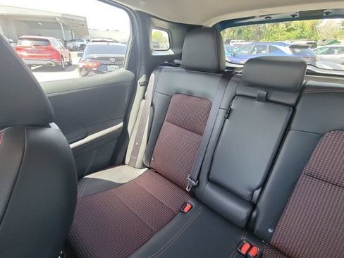 Used 2025 Nissan Kicks SR FWD image 4