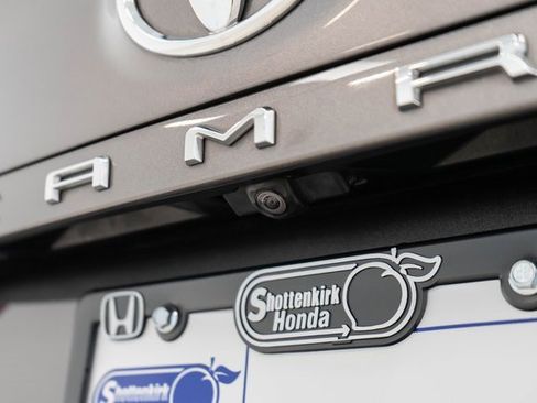 Used 2023 Toyota Camry XLE image 10