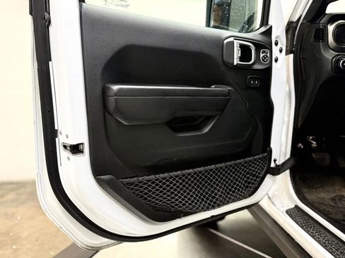 Used 2020 Jeep Wrangler Unlimited Sport AWD/4WD image 10