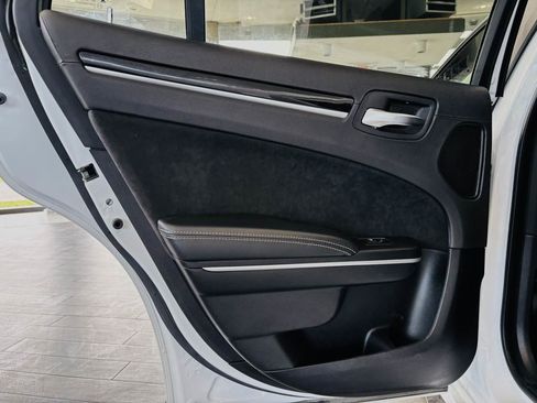 Used 2023 Chrysler 300 C RWD image 30