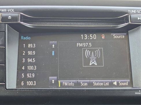 Used 2016 Toyota RAV4 LE image 13