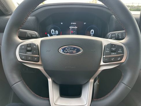 New 2026 Ford Explorer Active image 25