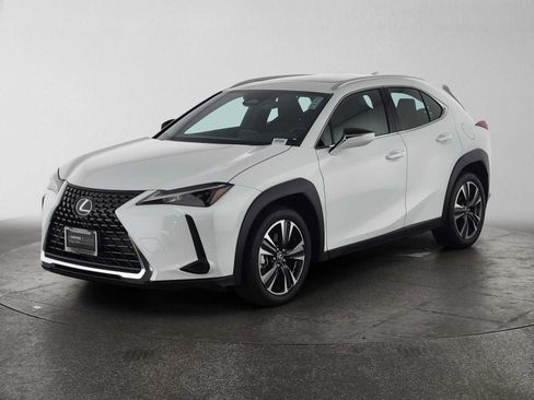 Certified 2026 Lexus UX 300h FWD image 7
