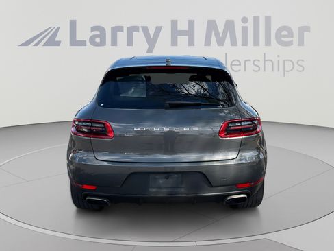 Used 2018 Porsche Macan AWD/4WD image 4