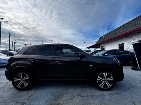 Used 2020 Mitsubishi Outlander Sport ES FWD image 2