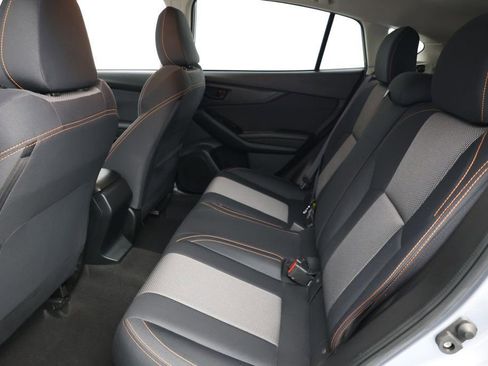 Used 2021 Subaru Crosstrek 2.0i Premium w/ Moonroof Package image 19