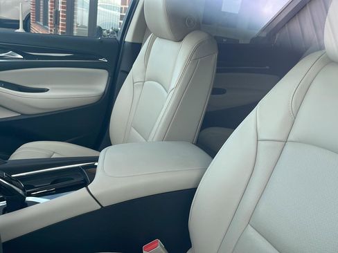 Used 2020 Buick Enclave Premium image 12