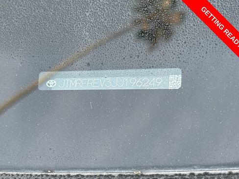 Used 2018 Toyota RAV4 XLE image 8