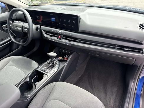 Used 2025 Kia K4 FWD image 13