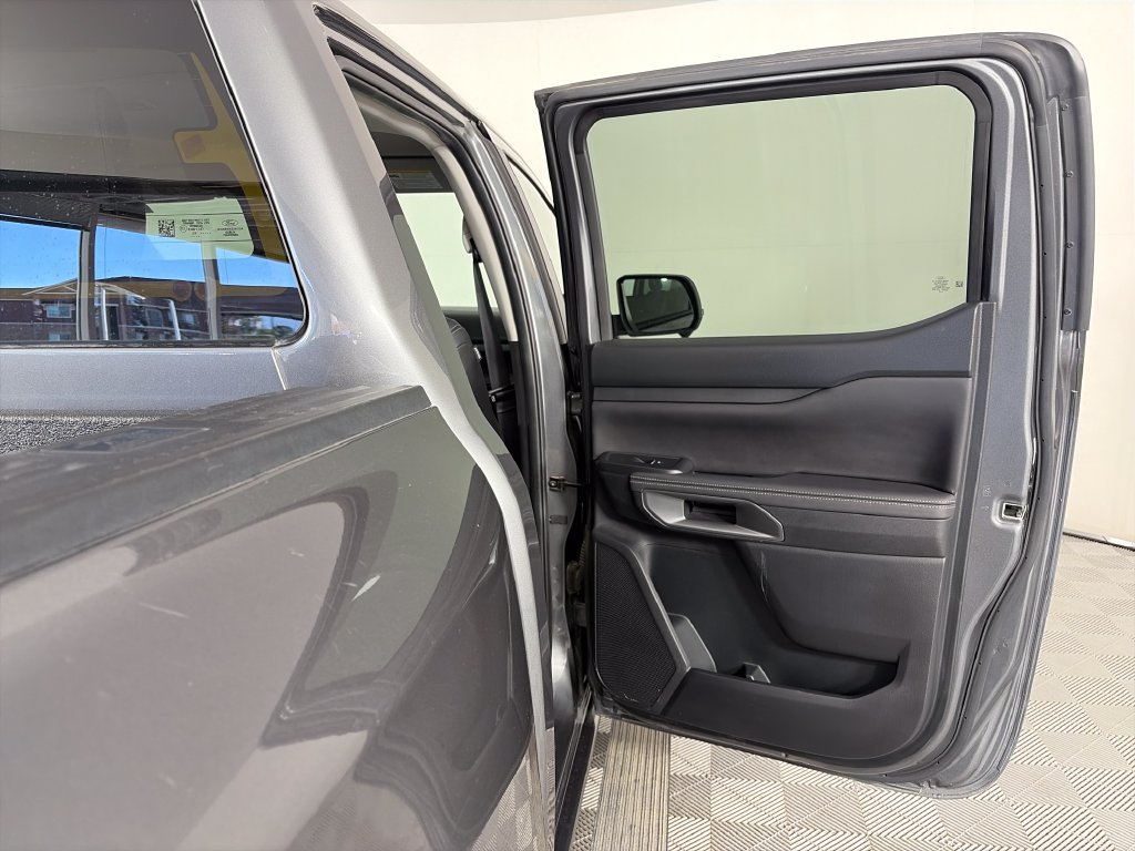 Used 2024 Ford Ranger Lariat w/ FX4 Off-Road Package AWD/4WD image 29