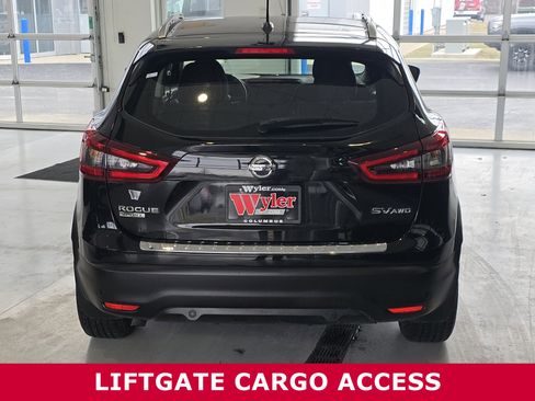 Used 2022 Nissan Rogue Sport SV image 16