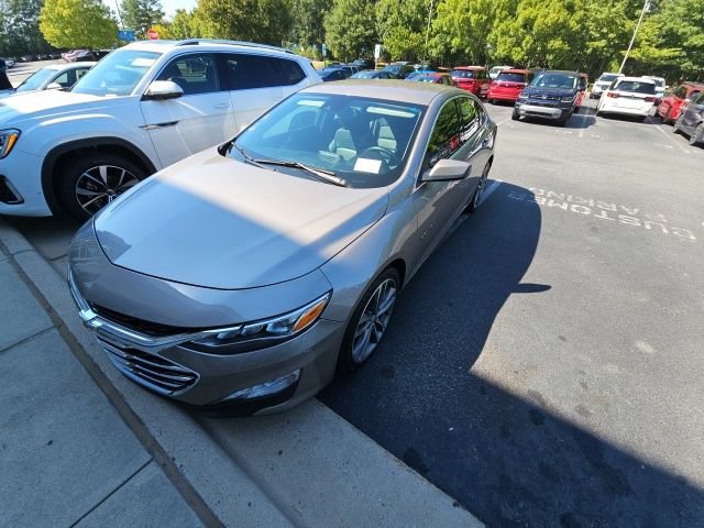 Used 2024 Chevrolet Malibu LT FWD image 4