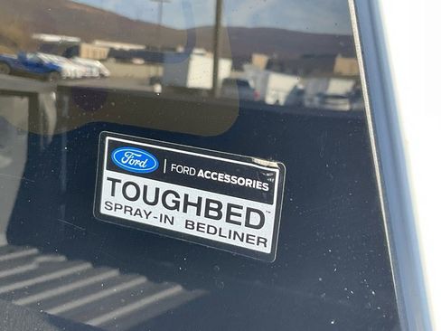 Used 2023 Ford F250 XLT w/ FX4 Off-Road Package image 25