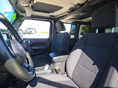 Used 2022 Jeep Wrangler Unlimited Sport AWD/4WD image 20