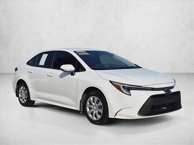 Used 2024 Toyota Corolla LE FWD image 5