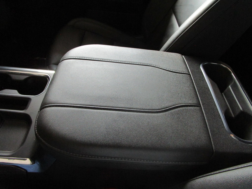 Used 2025 Chevrolet Silverado 1500 LT Trail Boss w/ Convenience Package II AWD/4WD image 47