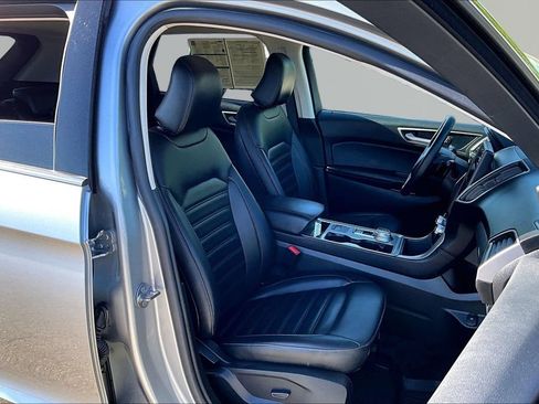 Certified 2024 Ford Edge SEL w/ Convenience Package AWD/4WD image 7