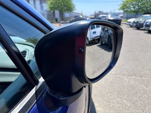 Certified 2025 Subaru Crosstrek 2.5i Premium AWD/4WD image 11