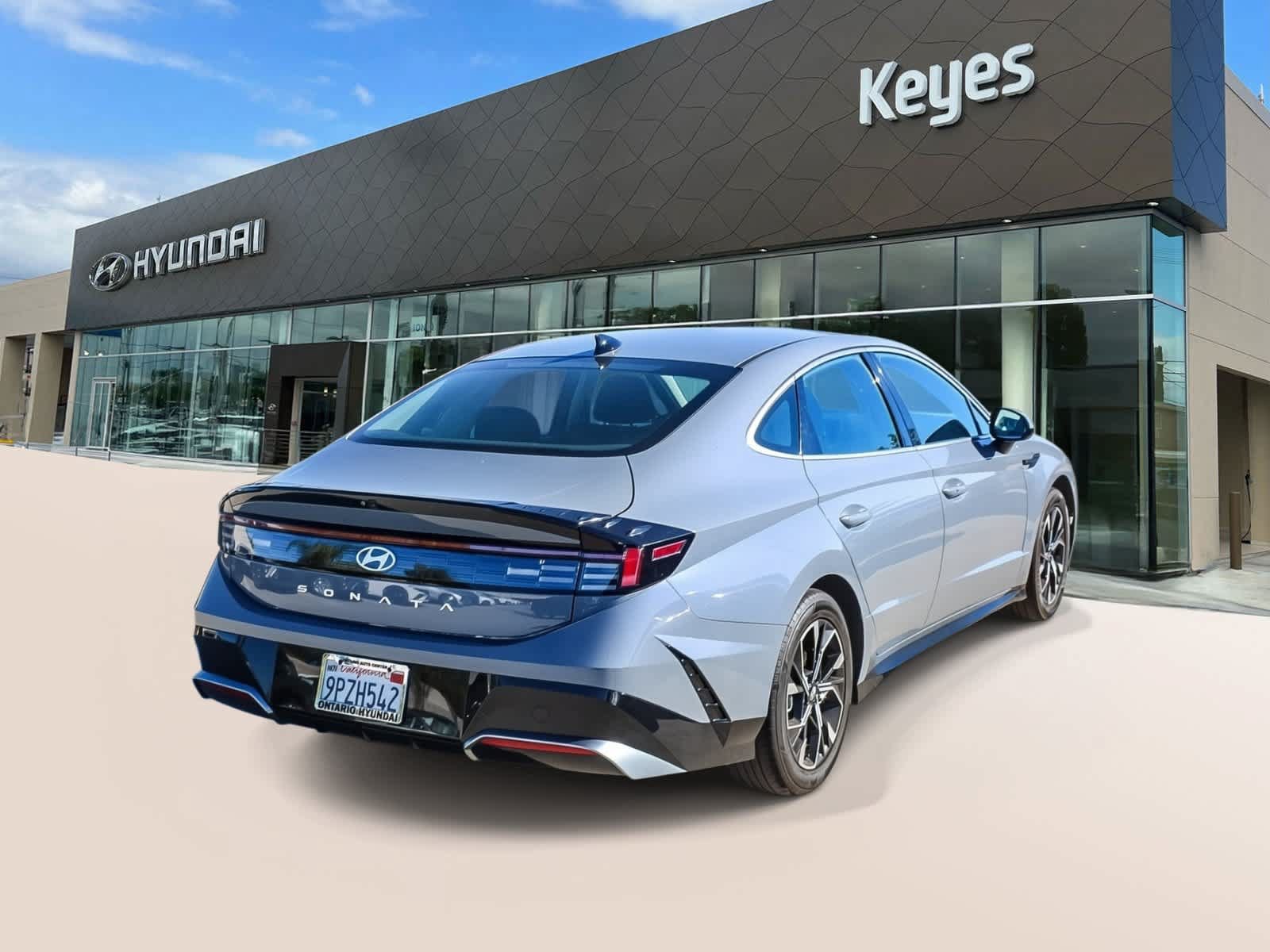Used 2024 Hyundai Sonata SEL FWD image 4