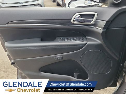 Used 2020 Jeep Grand Cherokee Limited image 38